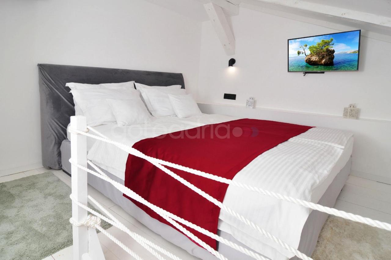 Beachfront Deluxe B&B Makarska Zewnętrze zdjęcie